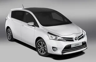 Toyota Verso po liftingu — zdjęcie 6