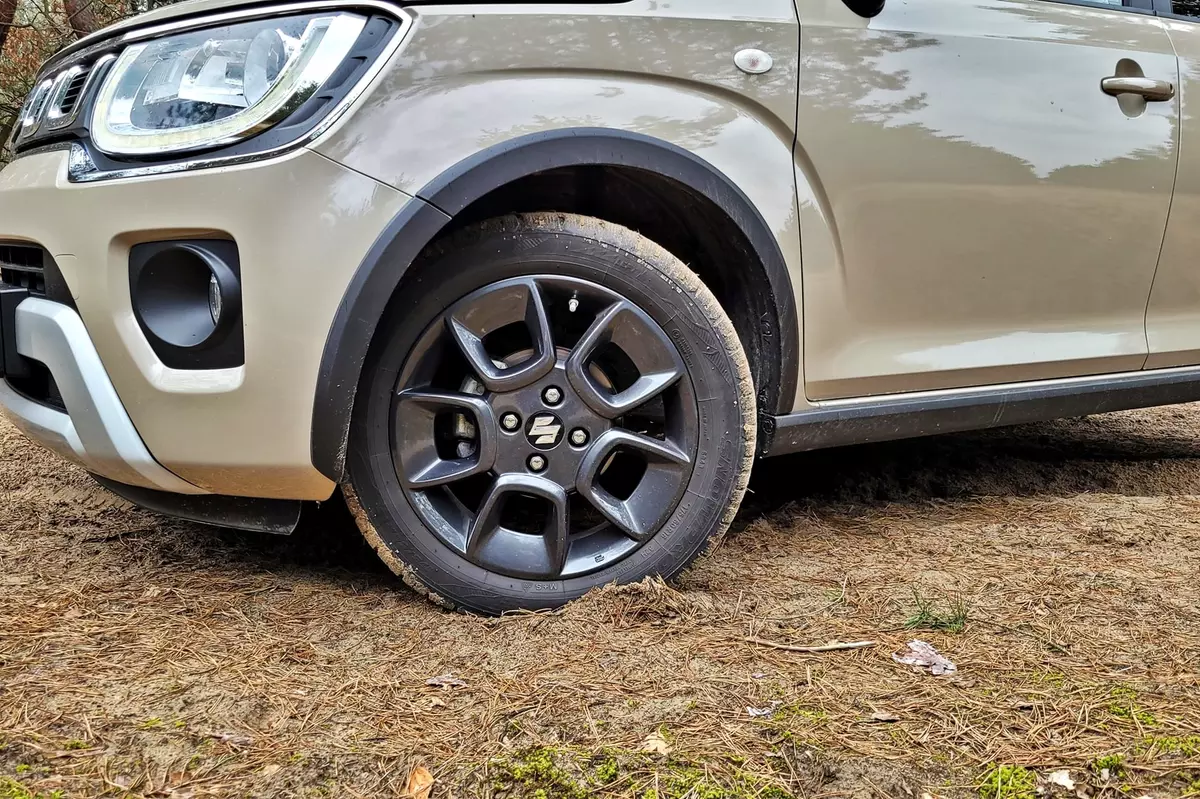 Suzuki Ignis CVT – dlaczego nie ma więcej takich aut?