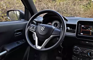 Suzuki Ignis CVT – dlaczego nie ma więcej takich aut?