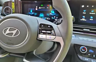 Hyundai Elantra 2024 Executive CVT – samochód bezkonkurencyjny?