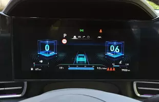 Hyundai Elantra 2024 Executive CVT – samochód bezkonkurencyjny?