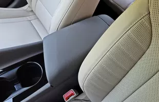 Hyundai Elantra 2024 Executive CVT – samochód bezkonkurencyjny?