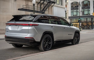 Jeep Wagoneer S z napędem elektrycznym