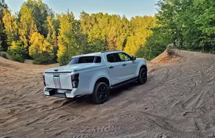 Isuzu D-Max LSE – alternatywa dla terenówki?