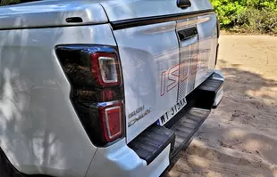 Isuzu D-Max LSE – alternatywa dla terenówki?