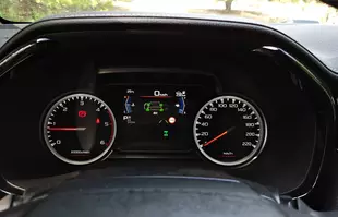 Isuzu D-Max LSE – alternatywa dla terenówki?