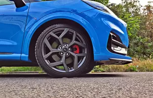 Ford Puma ST X 1.0 Powershift – niecodzienny przepis na hot hatch’a