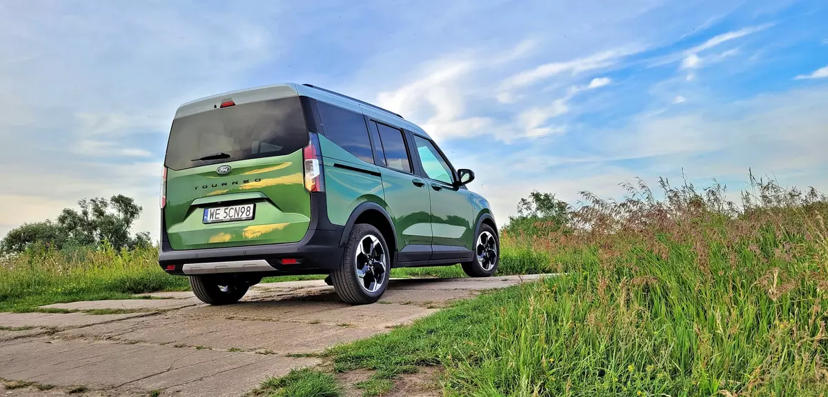 Ford Tourneo Courier Active - Test