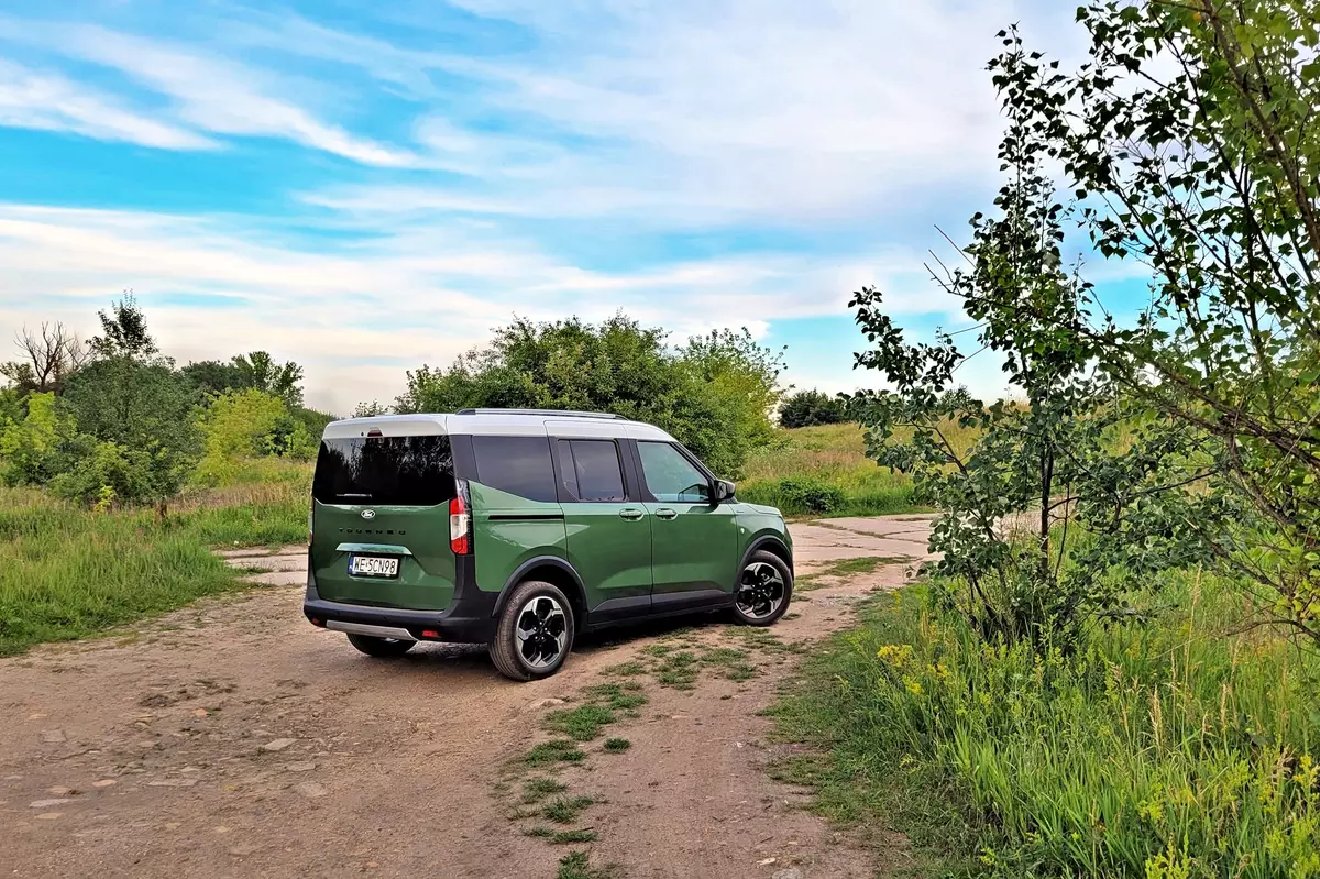 Ford Tourneo Courier Active – możesz nie wiedzieć, że go potrzebujesz