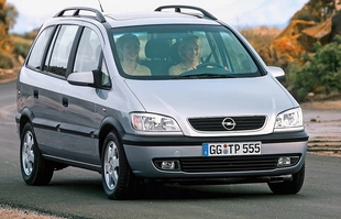 Opel Zafira ma już 25 lat
