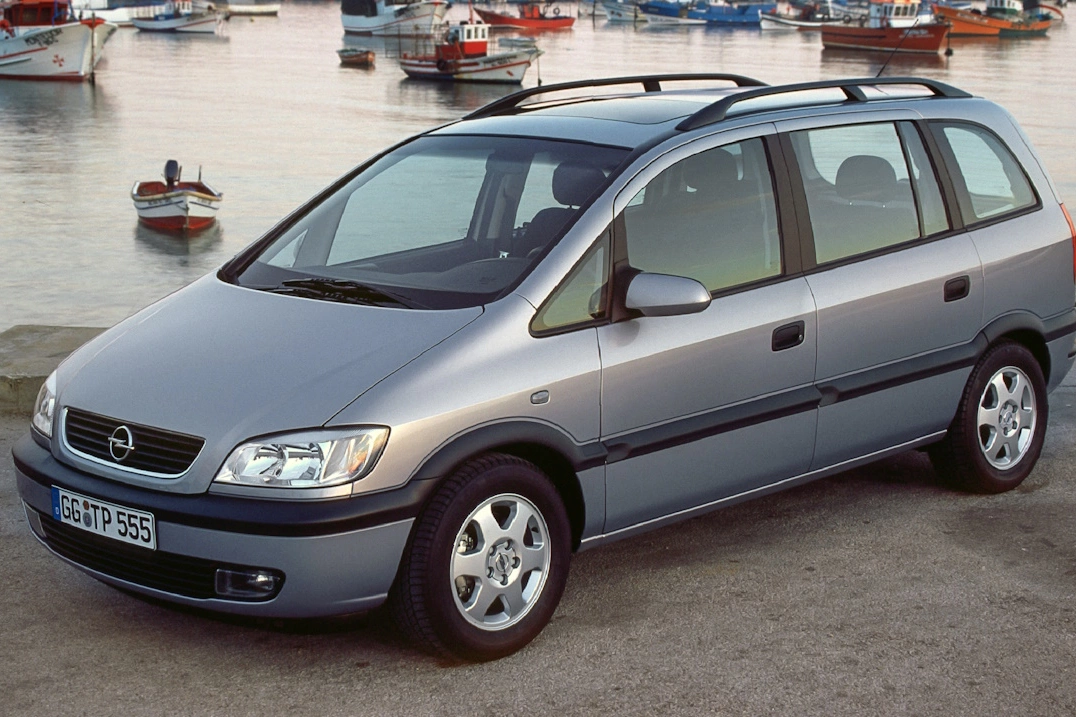 Opel Zafira ma już 25 lat