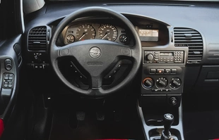 Opel Zafira ma już 25 lat