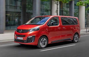 Opel Zafira ma już 25 lat