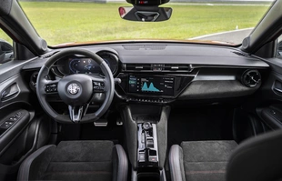 Alfa Romeo Junior 280 Veloce. Polskie ceny