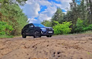 Suzuki Vitara 35th Anniversary Special Edition – test wersji  urodzinowej