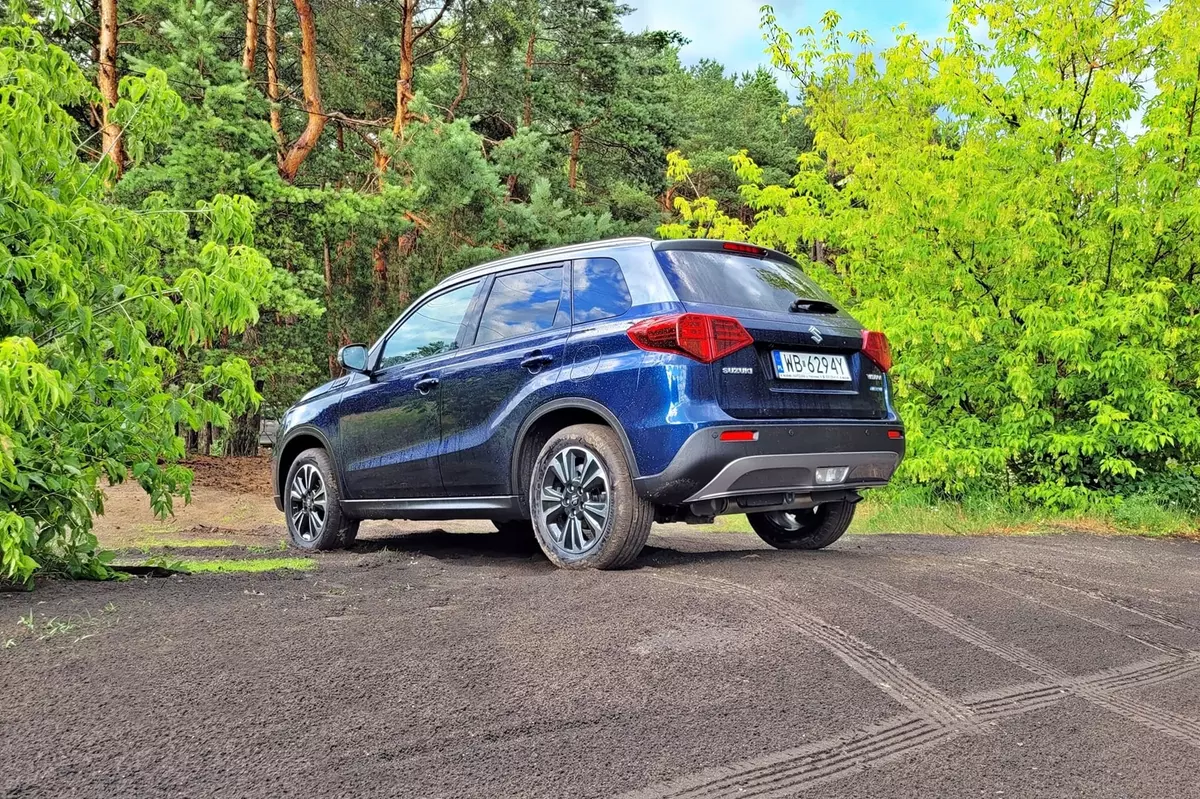 Suzuki Vitara 35th Anniversary Special Edition – test wersji  urodzinowej