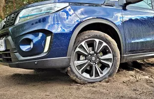 Suzuki Vitara 35th Anniversary Special Edition – test wersji  urodzinowej