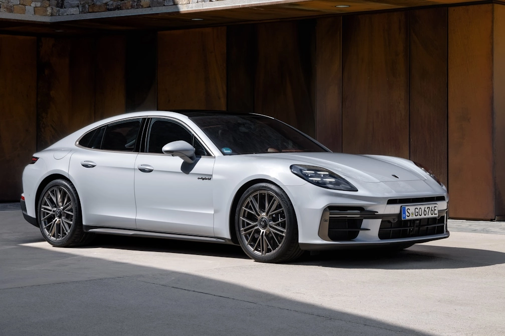 Porsche Panamera Turbo S E-Hybrid i Panamera GTS. Na szczycie gamy