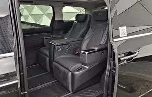 Maxus Mifa 9 - elektryczny super luksusowy van prosto z Chin