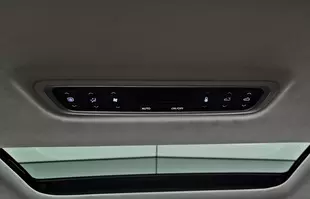 Maxus Mifa 9 - elektryczny super luksusowy van prosto z Chin