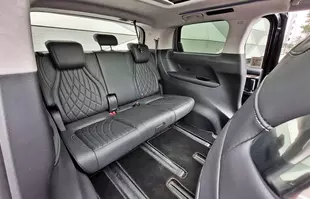 Maxus Mifa 9 - elektryczny super luksusowy van prosto z Chin