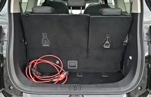 Maxus Mifa 9 - elektryczny super luksusowy van prosto z Chin