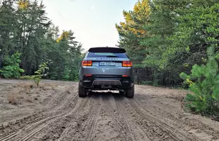 Land Rover Discovery Sport D200 - wyróżnia się w segmencie