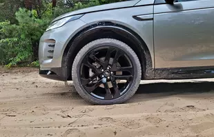 Land Rover Discovery Sport D200 - wyróżnia się w segmencie