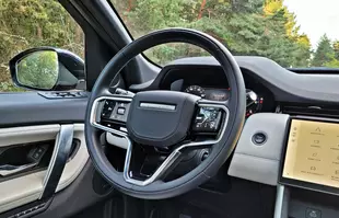 Land Rover Discovery Sport D200 - wyróżnia się w segmencie