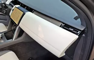 Land Rover Discovery Sport D200 - wyróżnia się w segmencie