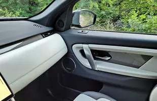 Land Rover Discovery Sport D200 - wyróżnia się w segmencie