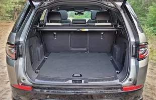 Land Rover Discovery Sport D200 - wyróżnia się w segmencie