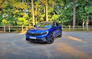Renault Austral E-Tech - pod każdym względem nietypowa hybryda