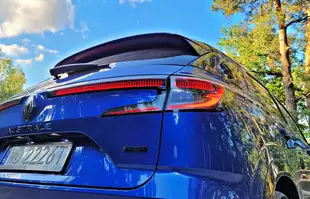 Renault Austral E-Tech - pod każdym względem nietypowa hybryda