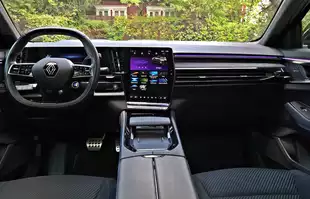 Renault Austral E-Tech - pod każdym względem nietypowa hybryda