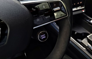 Renault Austral E-Tech - pod każdym względem nietypowa hybryda