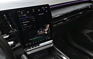 Renault Austral E-Tech - pod każdym względem nietypowa hybryda