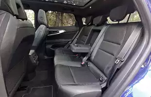 Renault Austral E-Tech - pod każdym względem nietypowa hybryda