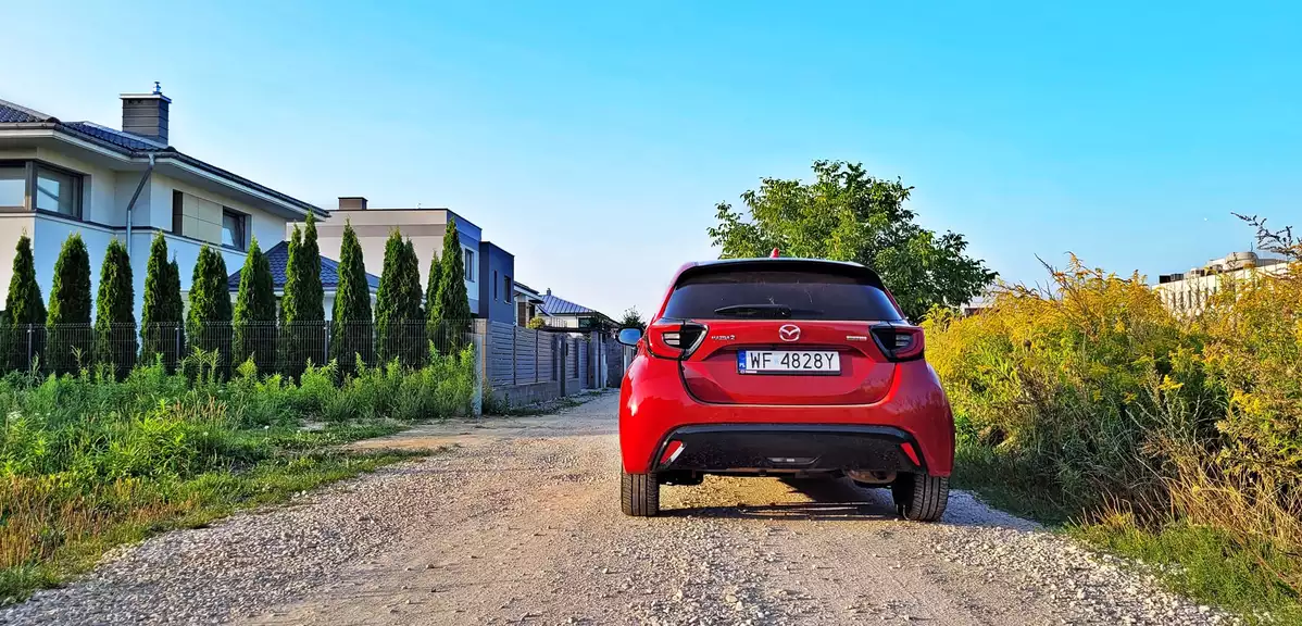 Mazda 2 Hybrid - Test