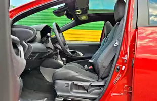 Mazda 2 Hybrid - bliźniaczka Toyoty Yaris