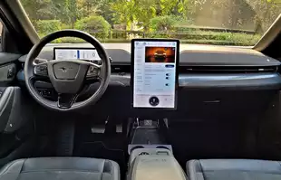 Ford Mustang Mach-E GT - zacięcie broni swojej nazwy