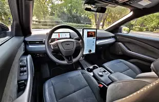 Ford Mustang Mach-E GT - zacięcie broni swojej nazwy