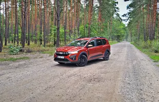 Dacia Jogger Hybrid - to już nie jest budżetowe auto