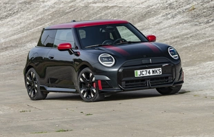 Mini John Cooper Works Electric i Mini John Cooper Works Aceman