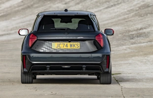 Mini John Cooper Works Electric i Mini John Cooper Works Aceman