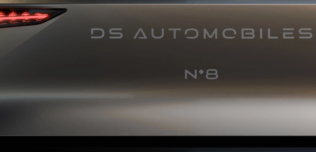 DS N°8
