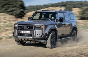 Toyota Land Cruiser drożeje o 35 tys. zł