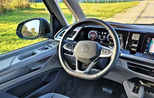 Volkswagen Multivan TDI - bardziej osobowy niż ciężarowy