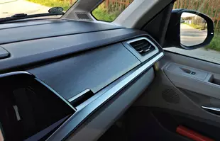 Volkswagen Multivan TDI - bardziej osobowy niż ciężarowy