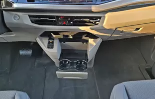 Volkswagen Multivan TDI - bardziej osobowy niż ciężarowy